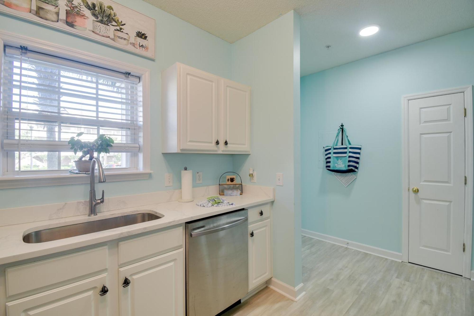 Barefoot Landing Retreat With Amenities! Myrtle Beach