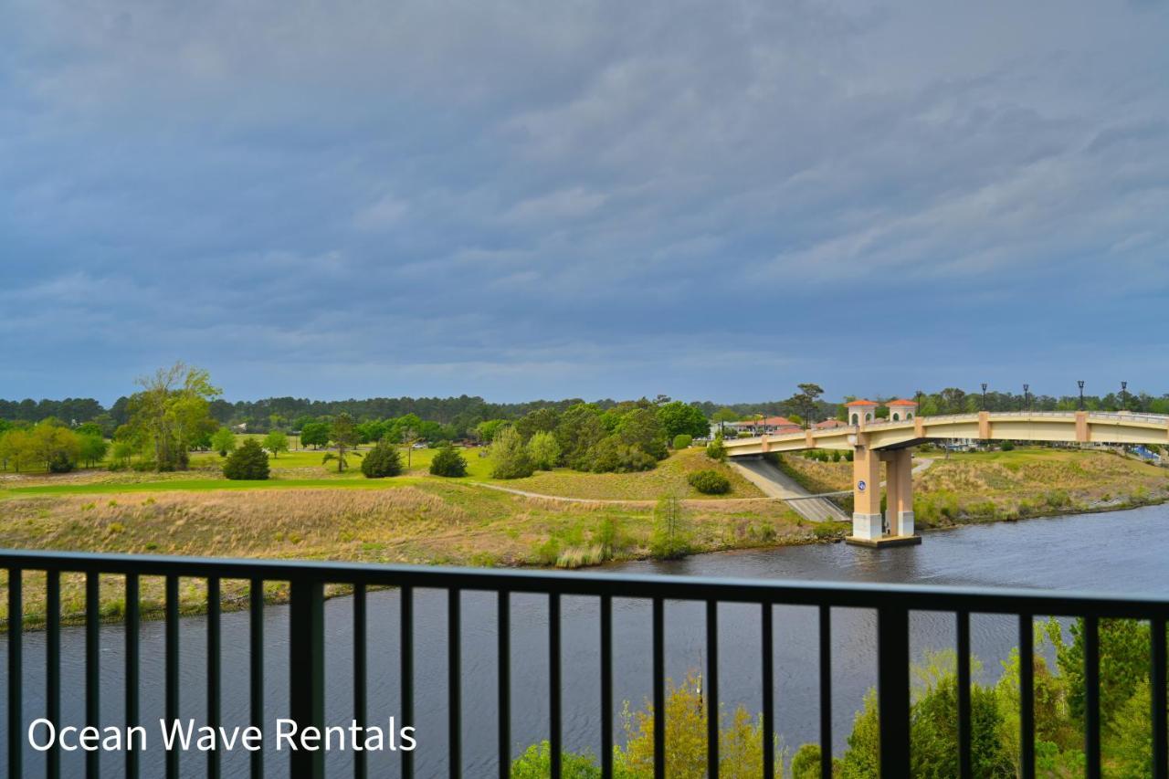 Apartment Luxury 2 Bedroom Waterfront Mi 7th Floor