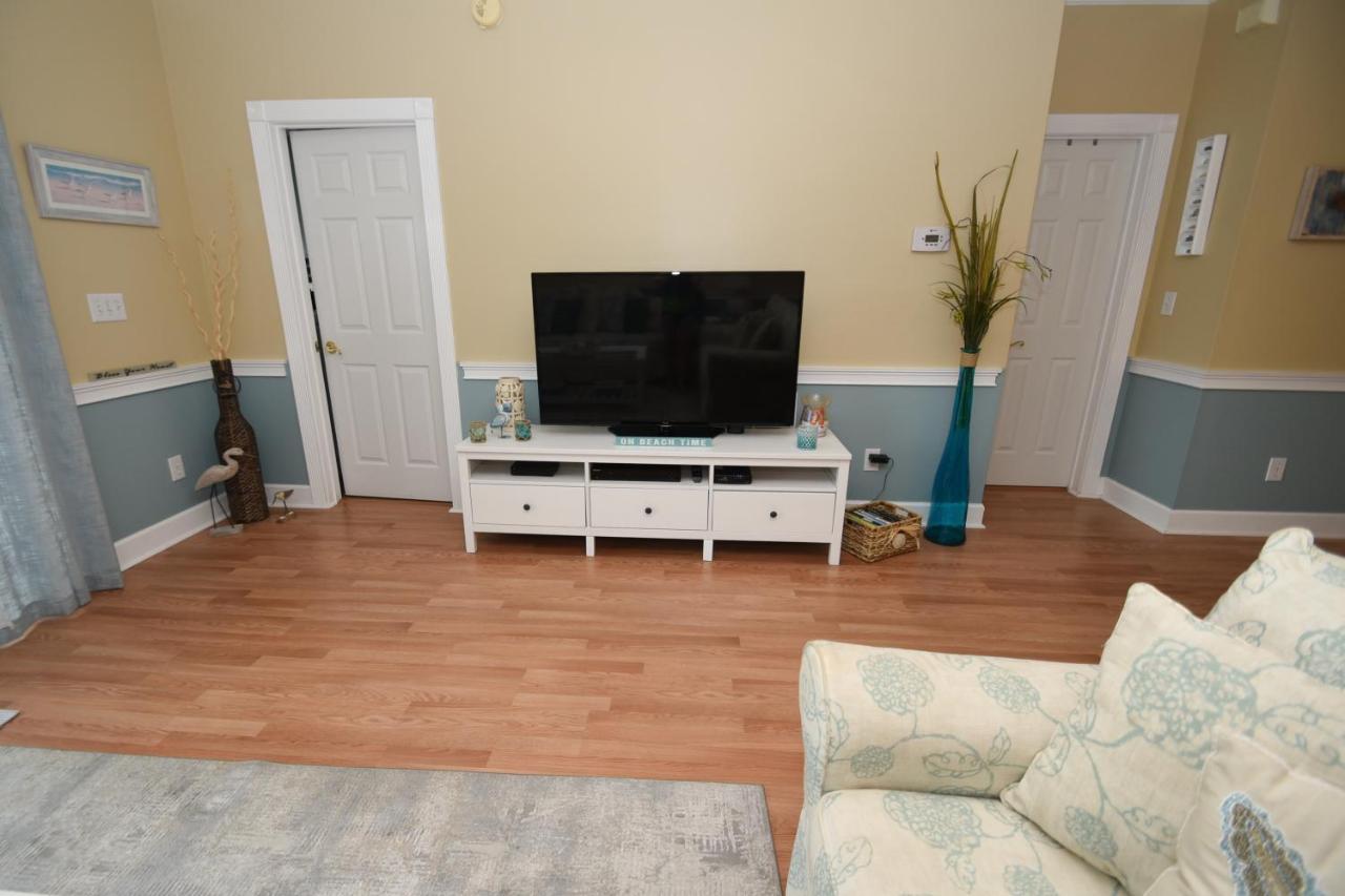 4673 Wild Iris Dr 203 Apartment