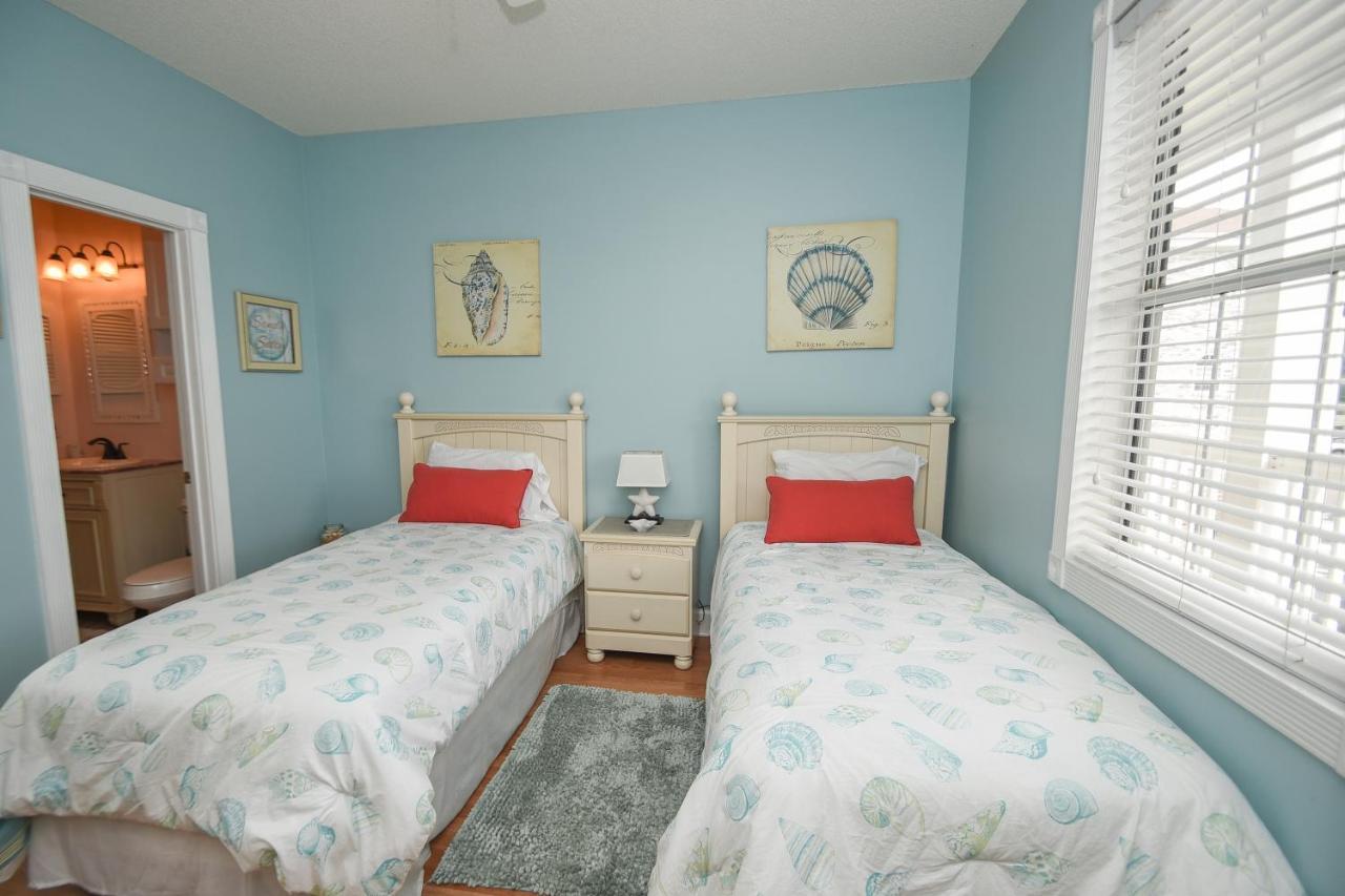 Apartment 4673 Wild Iris Dr 203