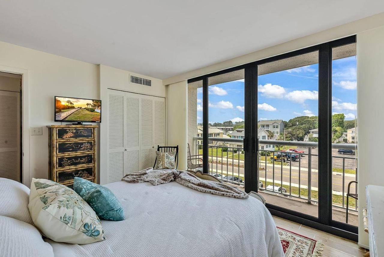 Holiday home 3astll Luxury Oceanfront 3br/2b In Shoreham Towers Ii