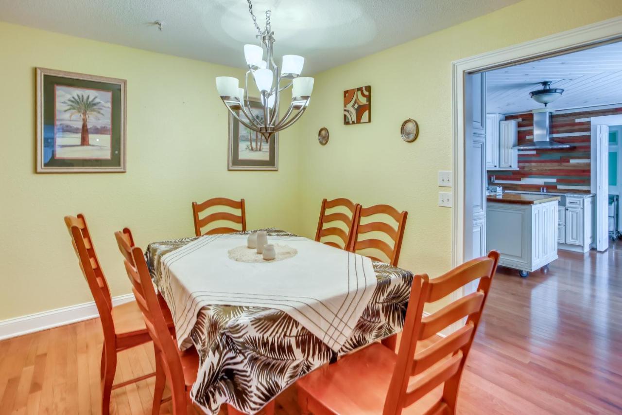 Myrtle Golfers Retreat 5 Mi To Beach! Holiday home Myrtle Beach