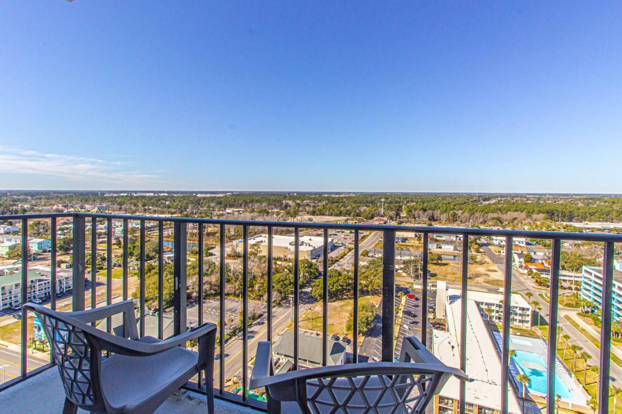 Immaculate 2 Bedroom With Stunning Views! Palace 2113