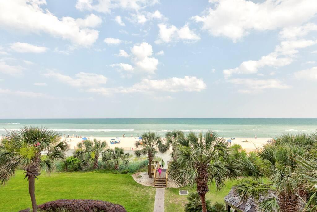 Sandcastle Resort: 3rd Floor Beach Front W/ Kitchenette