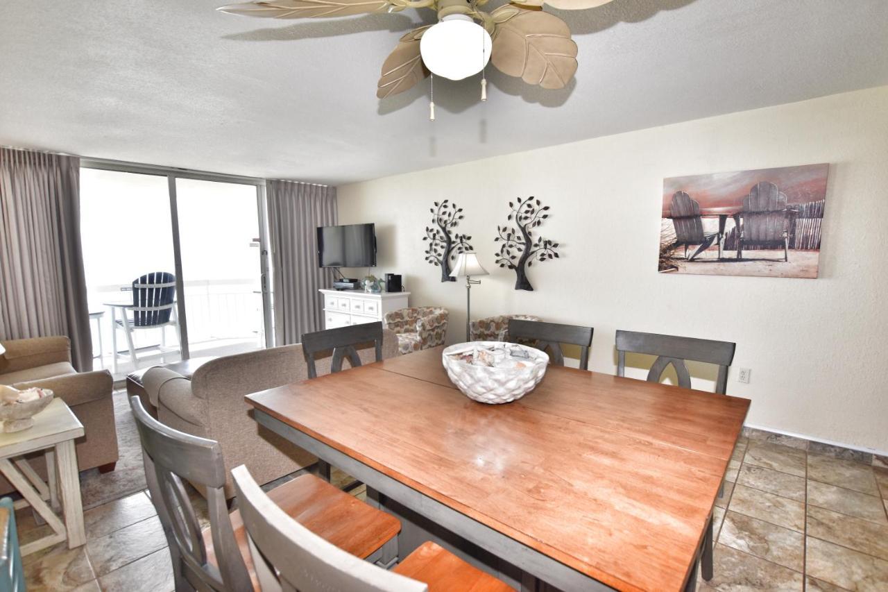 1011 Waters Edge Apartment *