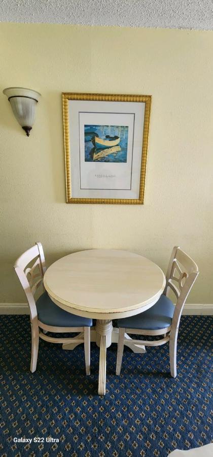 Oceanfront Efficiency T901 Apartment Myrtle Beach