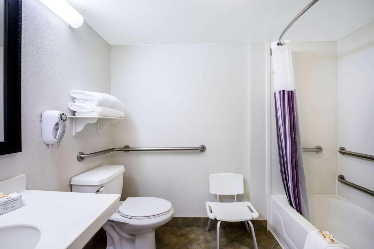 La Quinta By Wyndham Myrtle Broadway Area Hotel 3*