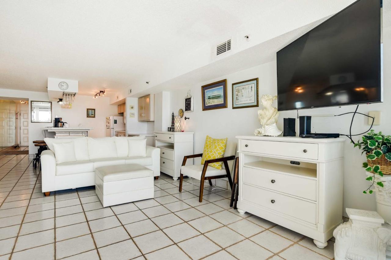 North Myrtle With Oceanfront Pool Access *