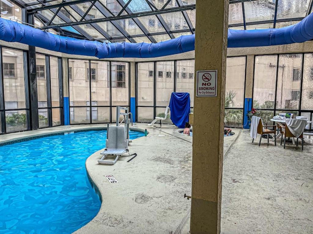 Apartment New!! Cove Oceanfront 1bed/1ba Nmb Free Wifi & Parking *