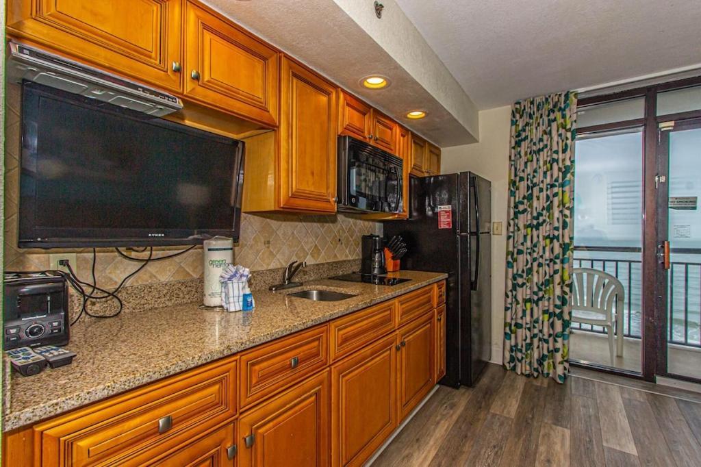 New!! Cove Oceanfront 1bed/1ba Nmb Free Wifi & Parking Apartment *