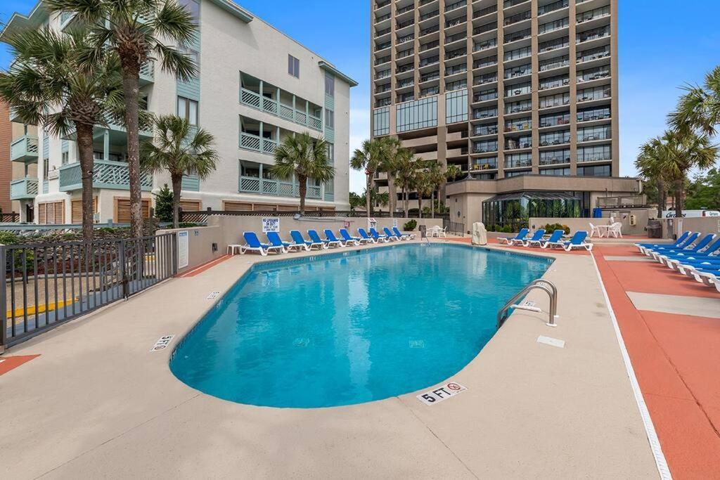 Palms - Oceanfront Renovated King Bed Sauna Apartment Myrtle Beach