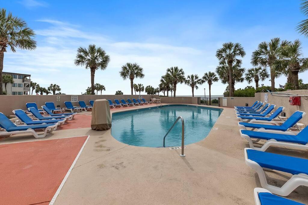 Palms - Oceanfront Renovated King Bed Sauna Myrtle Beach