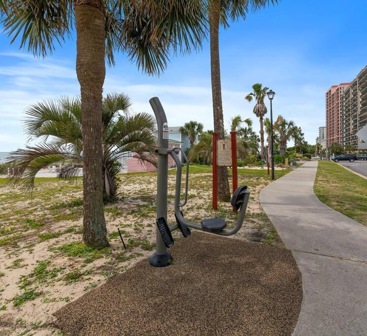 Apartment Palms - Oceanfront Renovated King Bed Sauna *