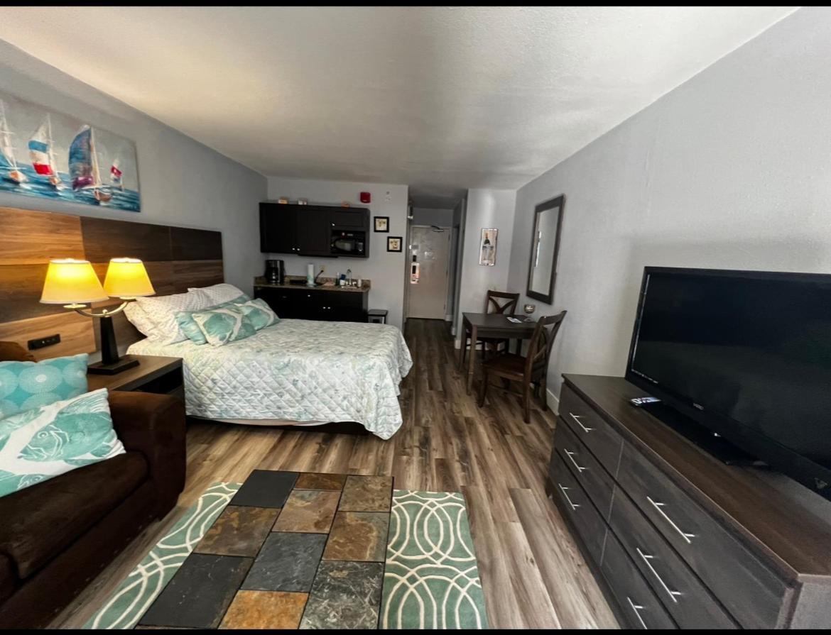 Hotel Upgraded At Landmark ! 17 Pools, Lazy Rivers, Jacuzzis! 814