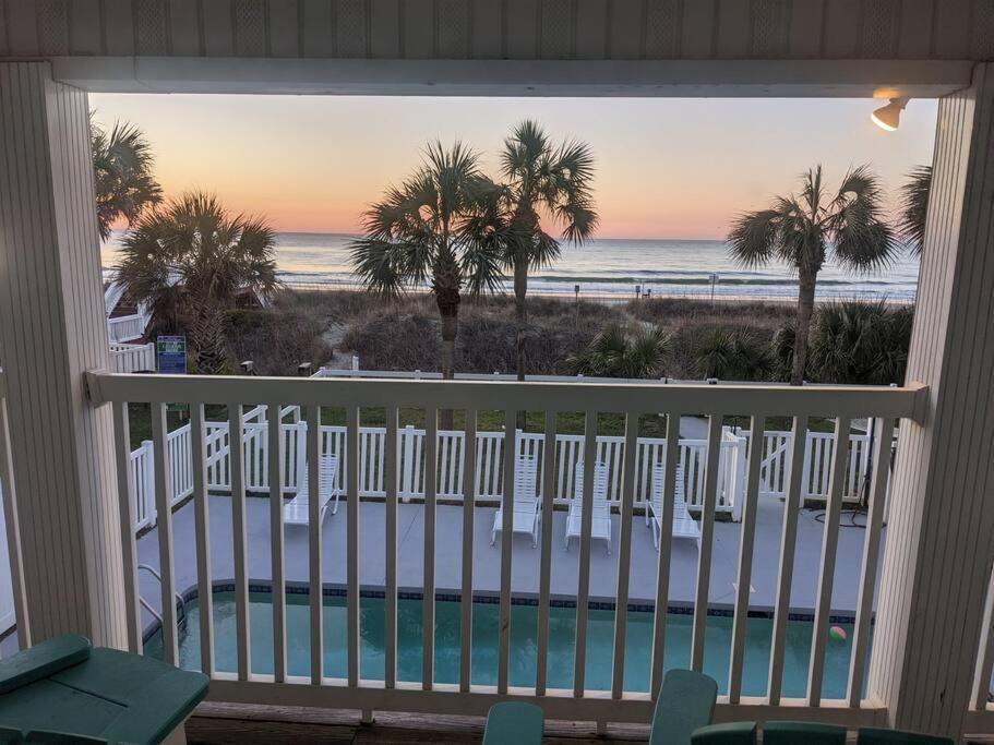Holiday home Lavish Accessible, On Ocean, 4 King Beds, Huge Private Pool, Yard, Spa, Patio, Bbq, & Game Tables Myrtle Beach
