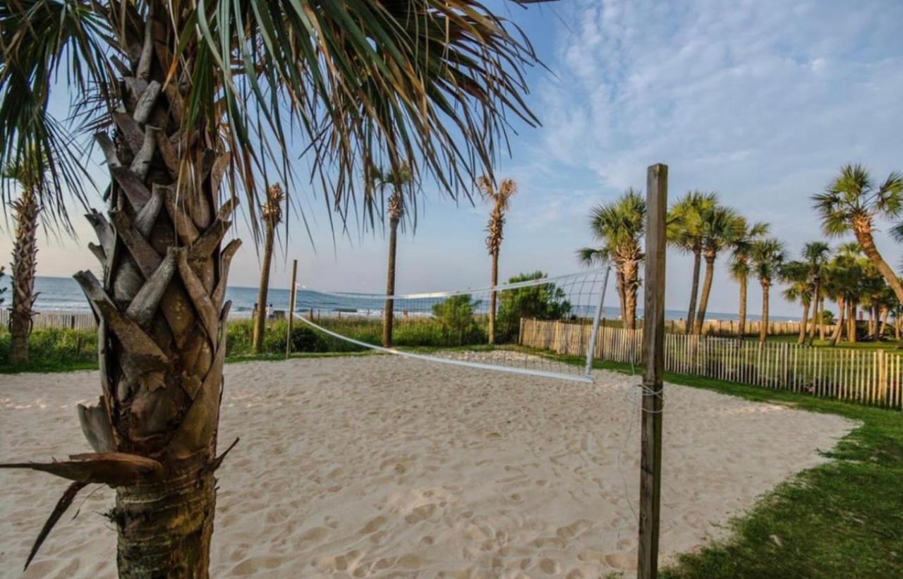 Beachfront, Spacious King With Access, Free Parking! *