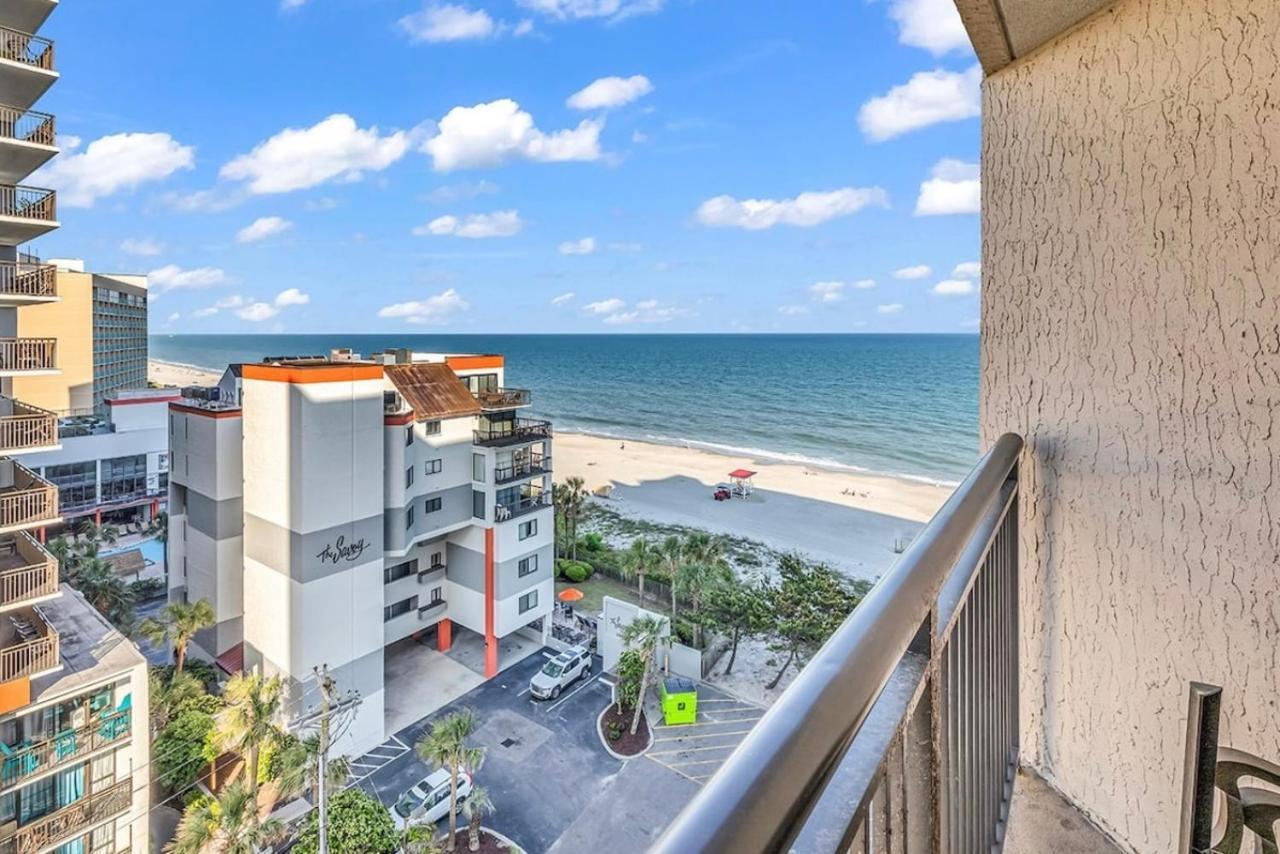 Aparthotel Beachfront, Spacious King With Access, Free Parking!