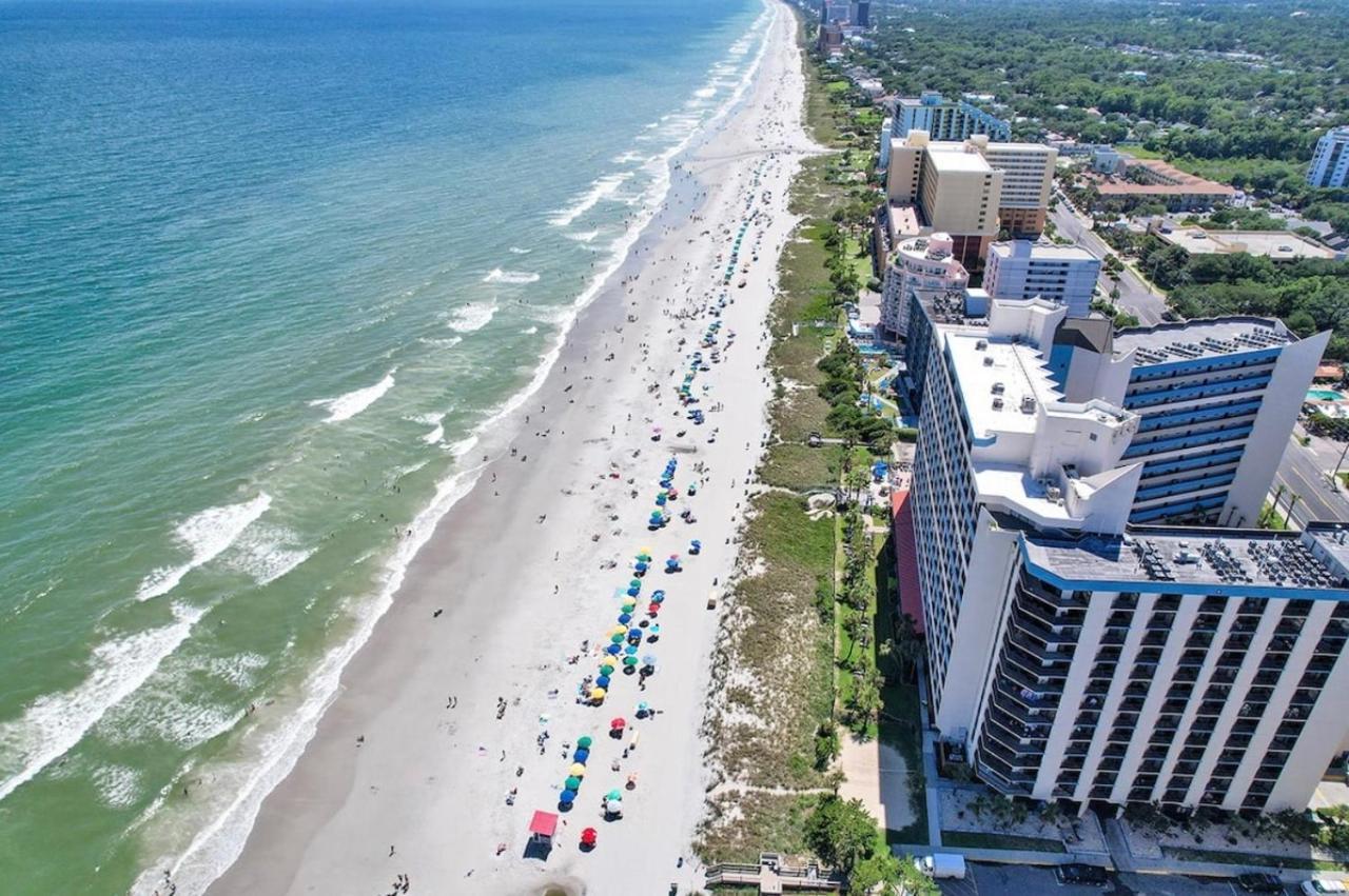 Beachfront, Spacious King With Access, Free Parking! Aparthotel
