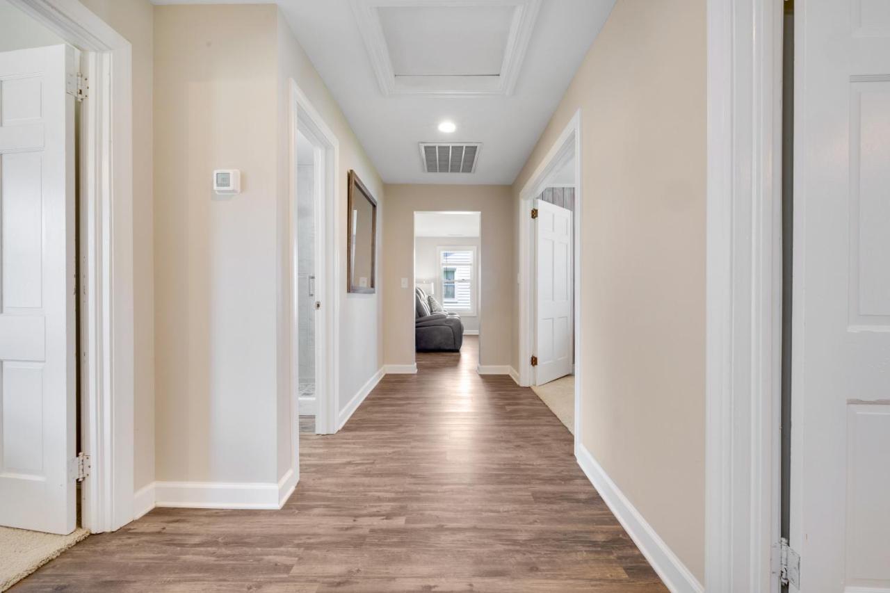Beachy Keen, North Myrtle Single-family House, 150 Feet To Ocean! Pets Welcome! * Myrtle Beach