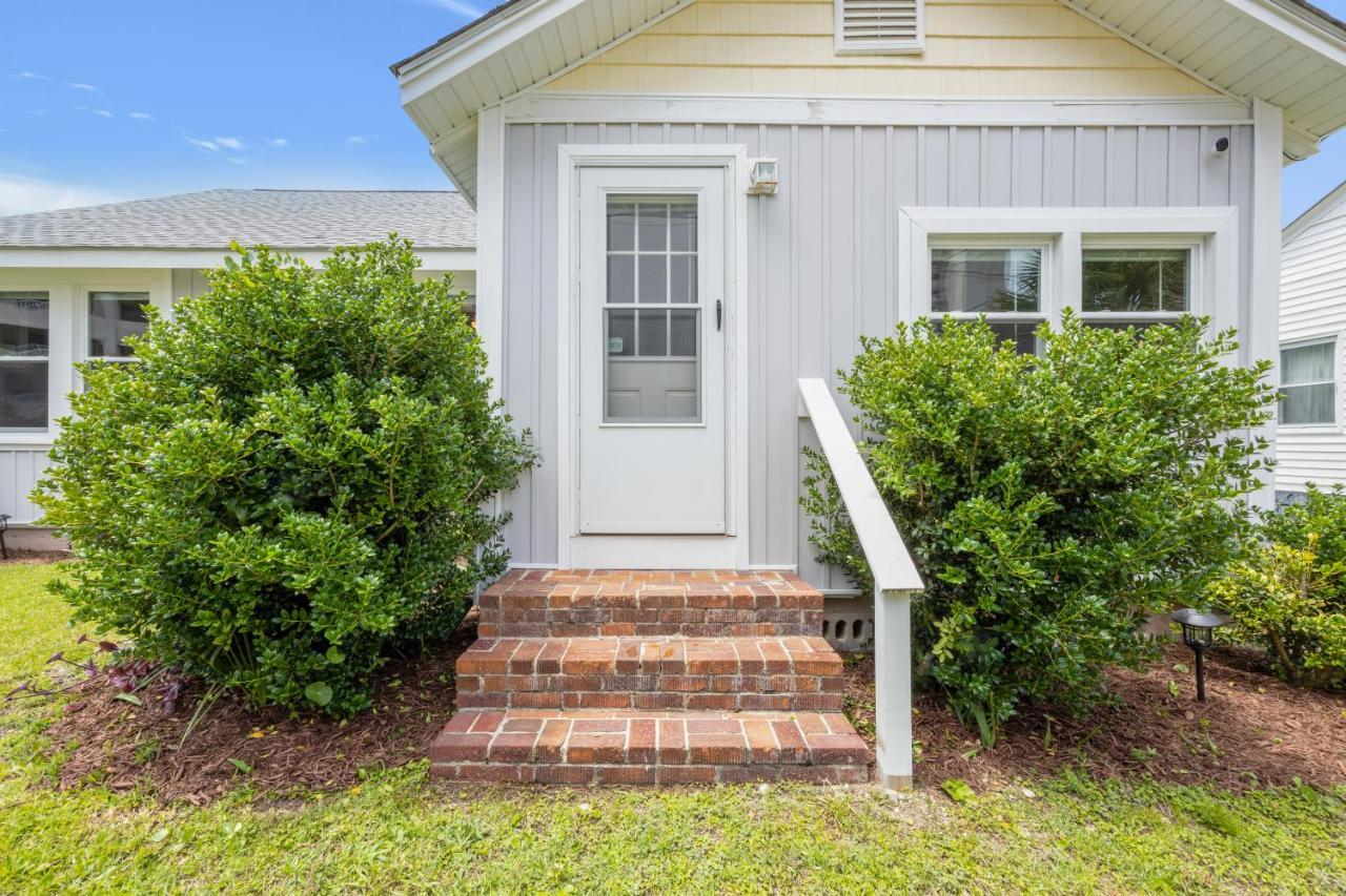 Holiday home Beachy Keen, North Myrtle Single-family House, 150 Feet To Ocean! Pets Welcome! Myrtle Beach
