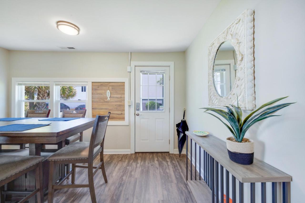 Beachy Keen, North Myrtle Single-family House, 150 Feet To Ocean! Pets Welcome! Holiday home *
