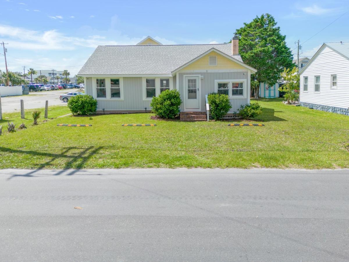 Beachy Keen, North Myrtle Single-family House, 150 Feet To Ocean! Pets Welcome! Holiday home *