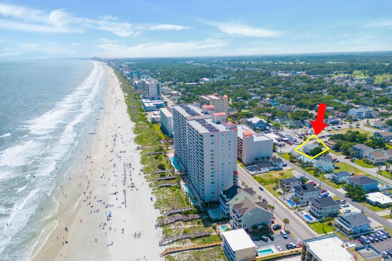 Holiday home Beachy Keen, North Myrtle Single-family House, 150 Feet To Ocean! Pets Welcome! *