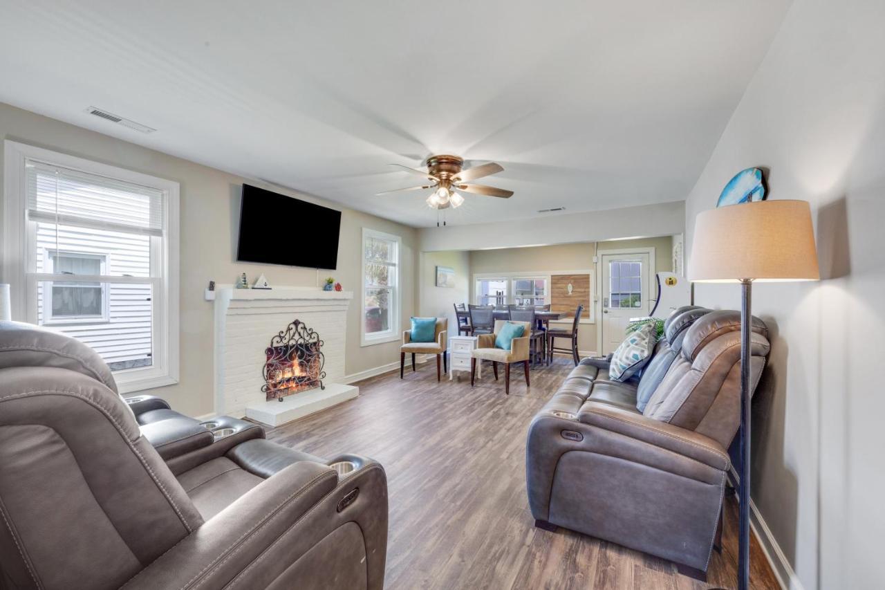 Beachy Keen, North Myrtle Single-family House, 150 Feet To Ocean! Pets Welcome! Holiday home