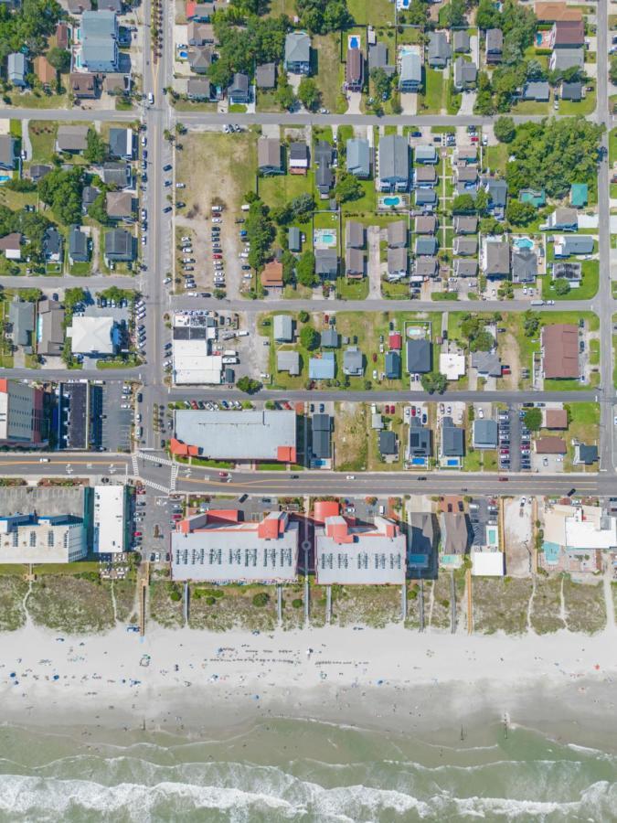 Beachy Keen, North Myrtle Single-family House, 150 Feet To Ocean! Pets Welcome! Holiday home