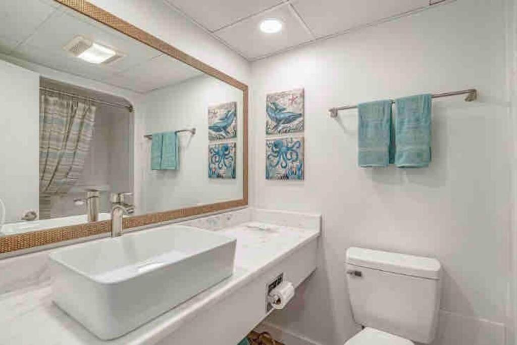 Soul Sanctuary-direct Oceanfront-million Dollars View-king Bed-free Parking-self Check-in *