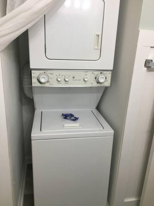 Lovely 1-bedroom In River Oaks Golf Apartment