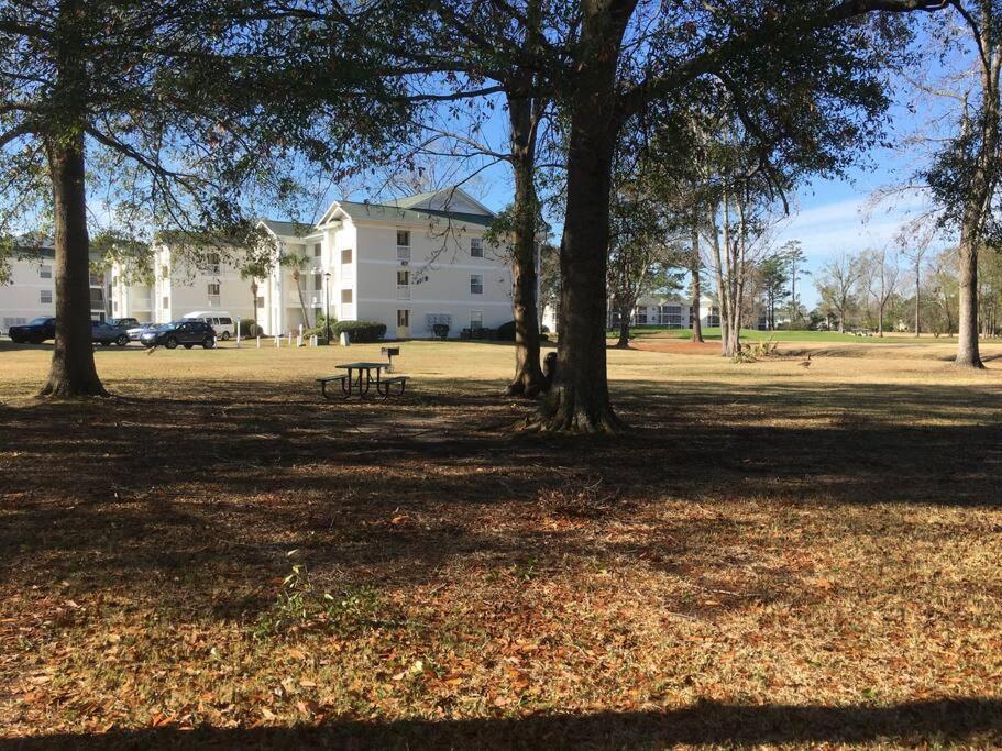 Lovely 1-bedroom In River Oaks Golf Apartment Myrtle Beach