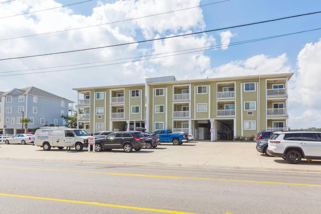 Right Across Pool View Private Balcony By Zen Living Short Term Myrtle Beach