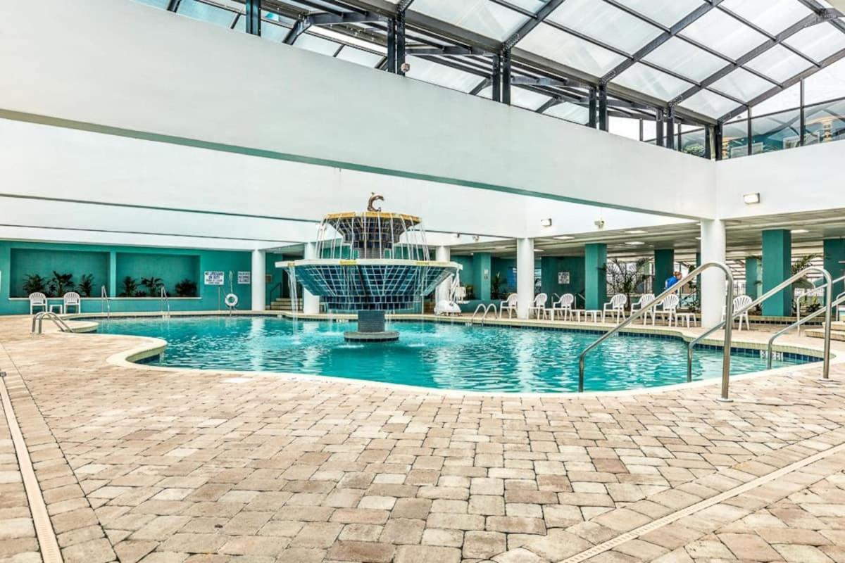 Wonderful Oceanfront 1br At Landmark Resort! 1235