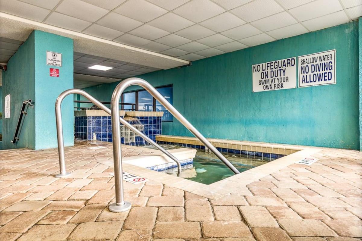 Wonderful Oceanfront 1br At Landmark Resort! 1235 * Myrtle Beach