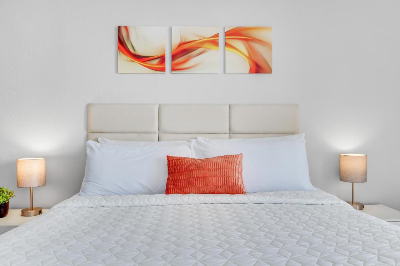 Beachfront Romantic Escape W Perfect View 1212 Apartment *
