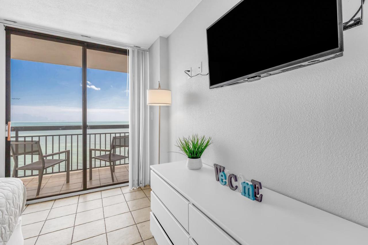 Beachfront Romantic Escape W Perfect View 1212 * Myrtle Beach