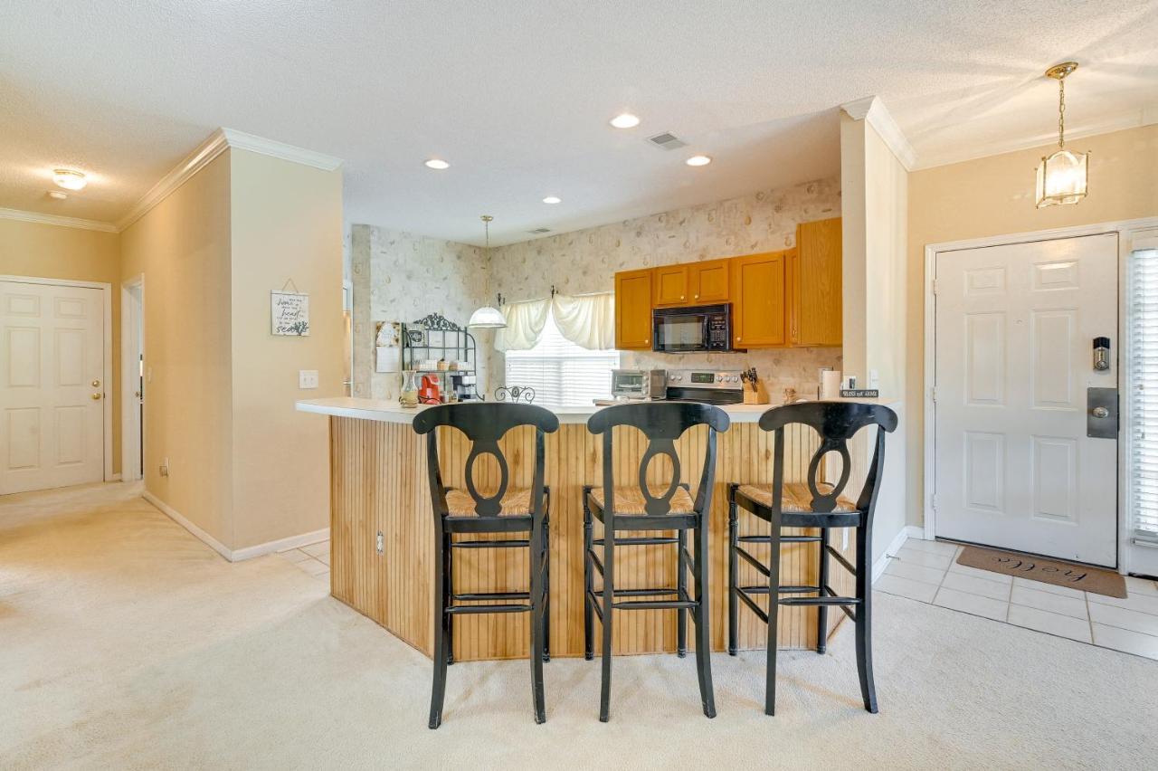 Lovely Myrtle With Golf Course Views! Myrtle Beach