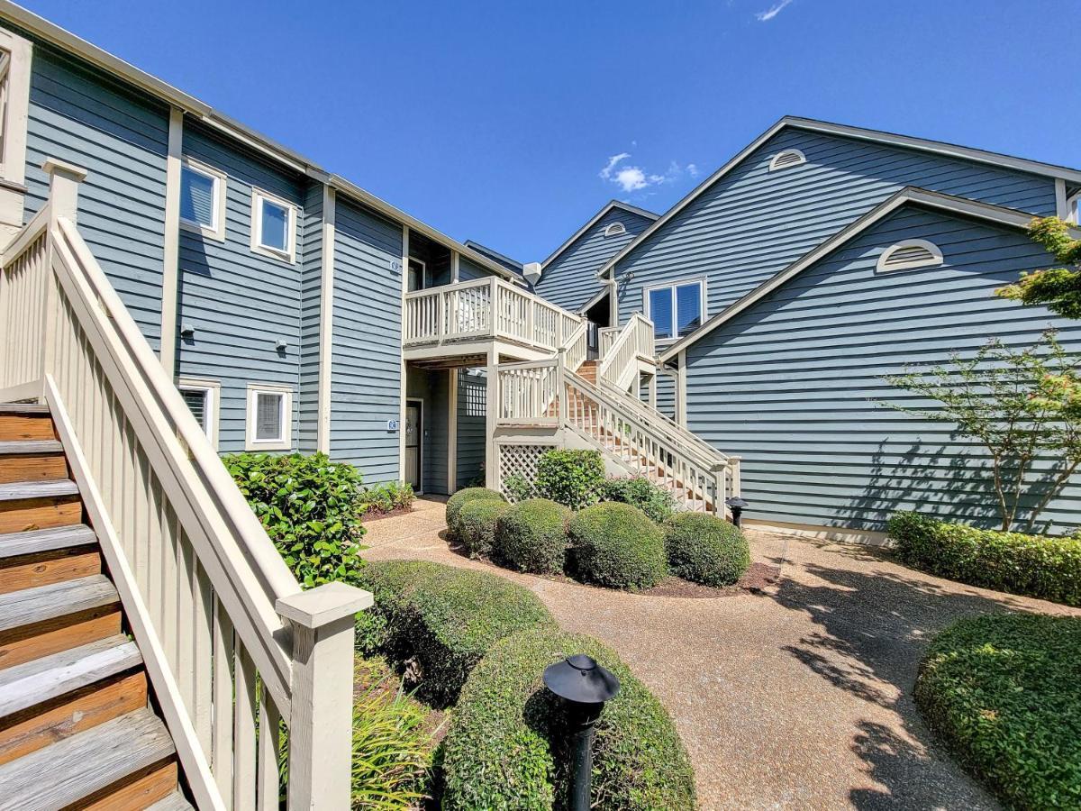 3h Canterbury Court Villa *