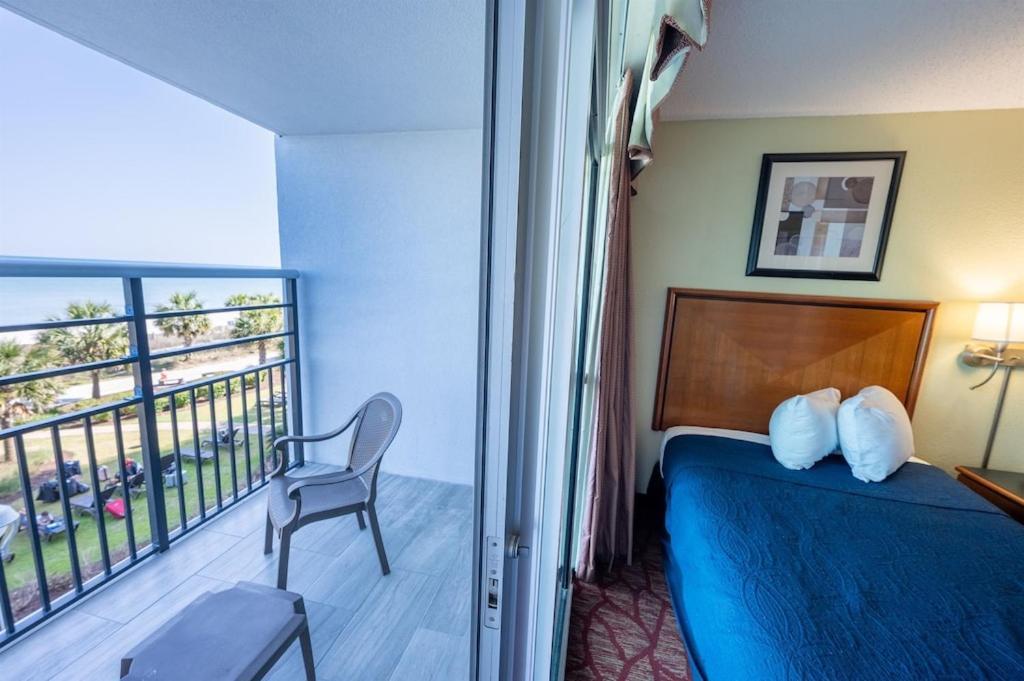 Floor,direct Oceanfront,heated Pool,boardwalk!