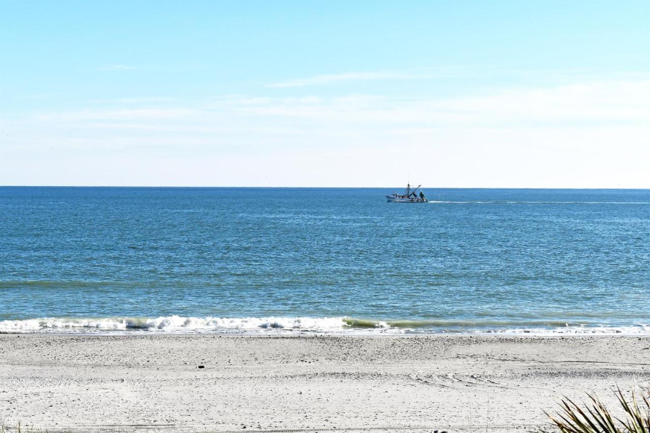 Apartment Direct Oceanfront View W Pools High Floor *