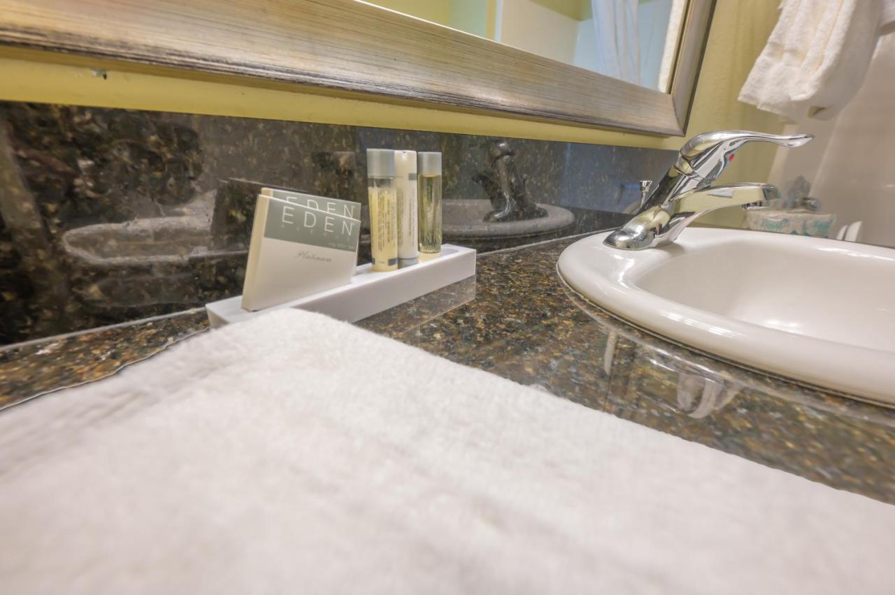 Direct Oceanfront, Heated Pool, Boardwalk, Apartment *