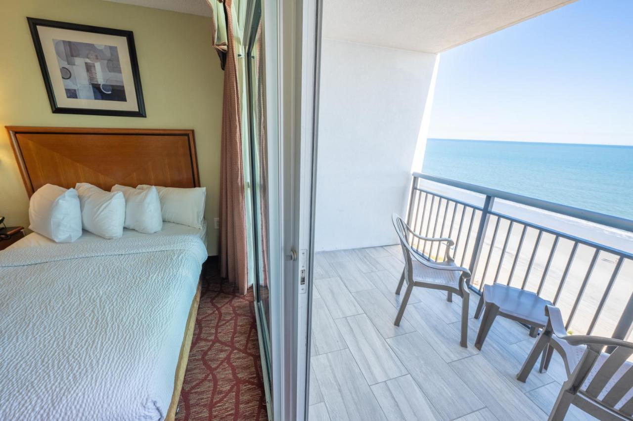 Direct Oceanfront, Heated Pool, Boardwalk, * Myrtle Beach
