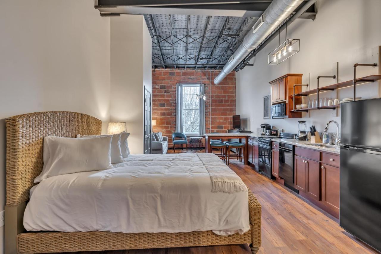 Apartment 1 Bedroom @ Grand Brewery 202 *