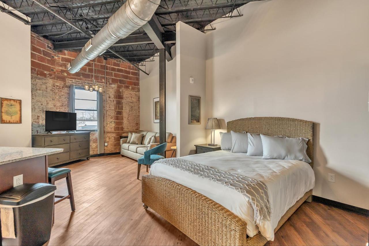 1 Bedroom @ Grand Brewery 207 Apartment *