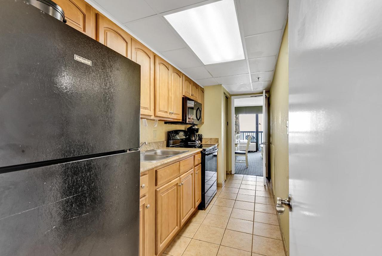 Compass Cove 1052