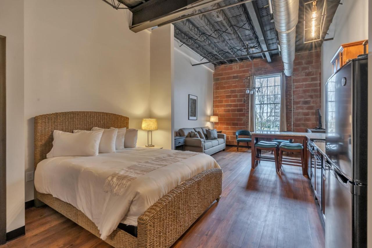 1 Bedroom @ Grand Brewery 203 Apartment *