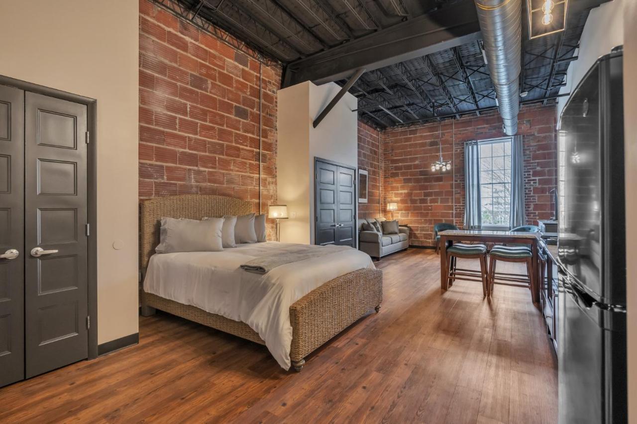 Apartment 1 Bedroom @ Grand Brewery 204