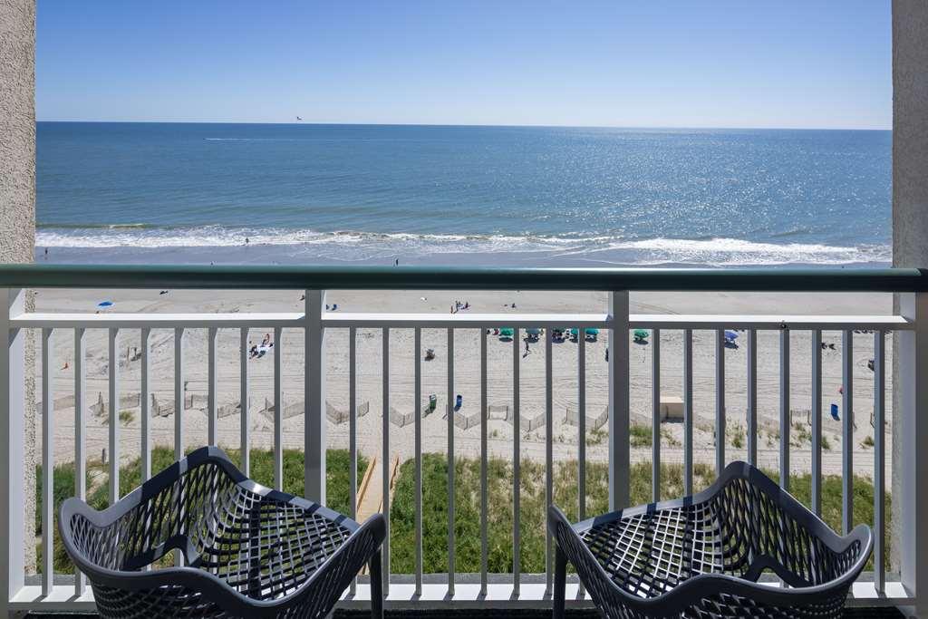 Hampton & Oceanfront 3*