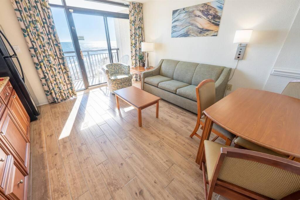New Remodeled Direct Oceanfront Views Cove Holiday home Myrtle Beach